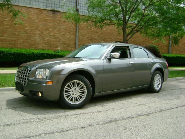 2010 Chrysler 300 Touring