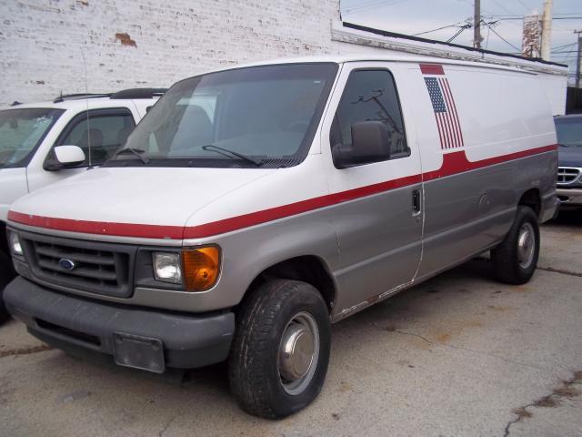 2003 Ford E-Series Van E-250