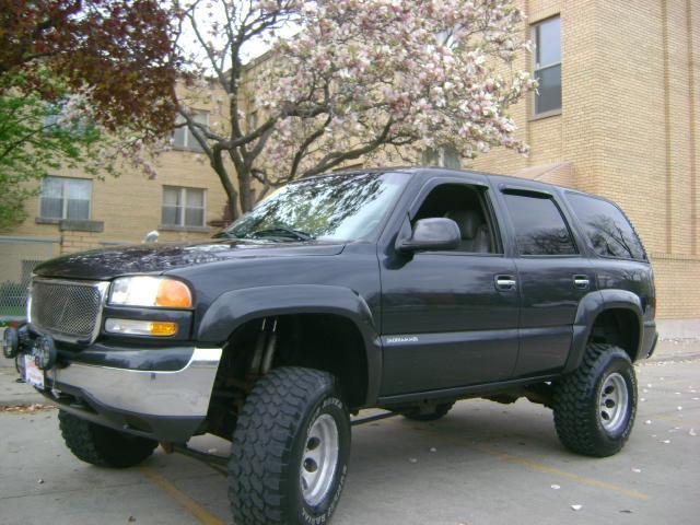 2003 GMC Yukon 4WD