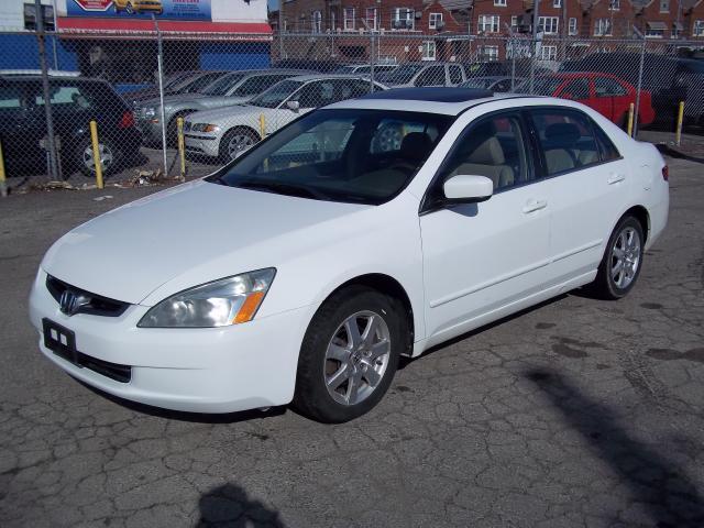 2005 Honda Accord EX V-6 Sedan AT with XM Radio