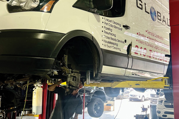 Commercial Fleet Service & Repair